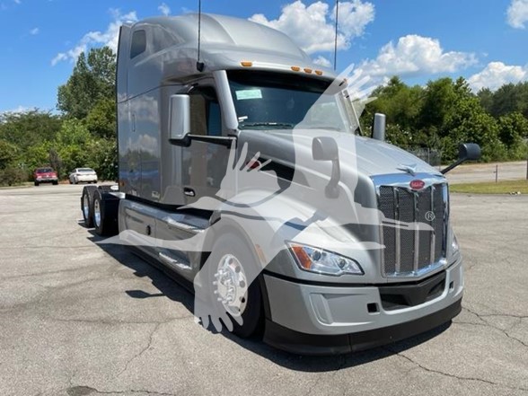 2024 PETERBILT 579 - image 2 of 6