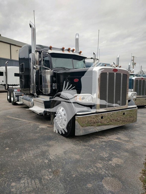 2024 PETERBILT 389 - image 2 of 5