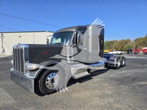 2025 PETERBILT 589 9028205044