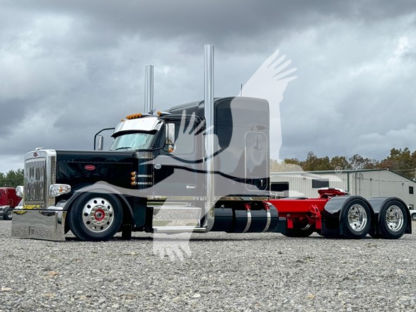 2024 PETERBILT 589 - image 2 of 6