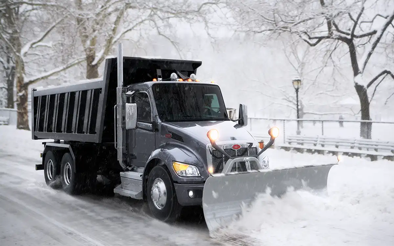 Peterbilt 548 - image 2 of 6