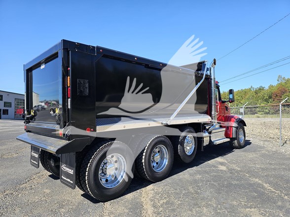 2025 PETERBILT 567 - image 2 of 6