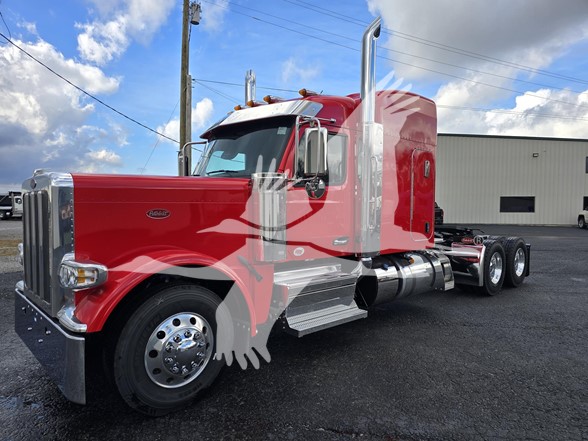 2025 PETERBILT 589 - image 1 of 6