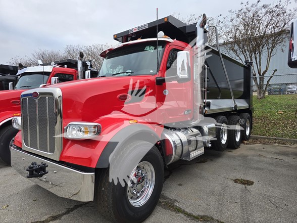 2025 PETERBILT 567 - image 1 of 2