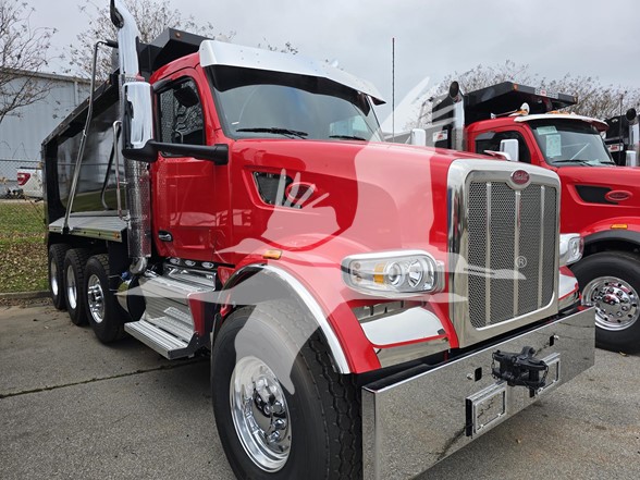 2025 PETERBILT 567 - image 2 of 2