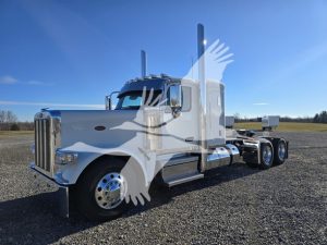 2025 PETERBILT 589 9036393529